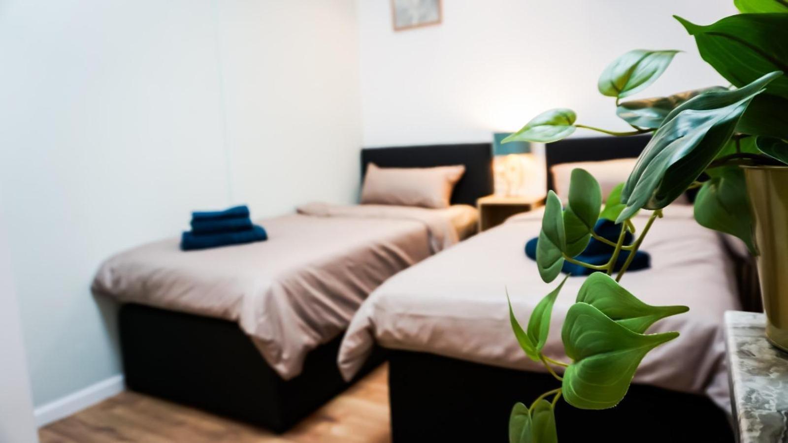 Glow Apartment Magdeburg Exterior photo